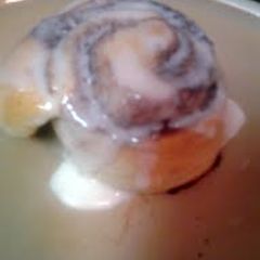A picture of Bisquits cinnamon rolls.