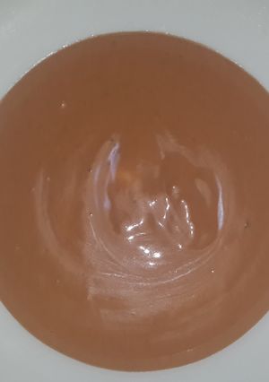 A picture of Burger and Salad Dressing..
