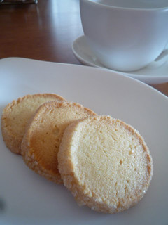 A picture of Easy Maple Sablé Cookies.