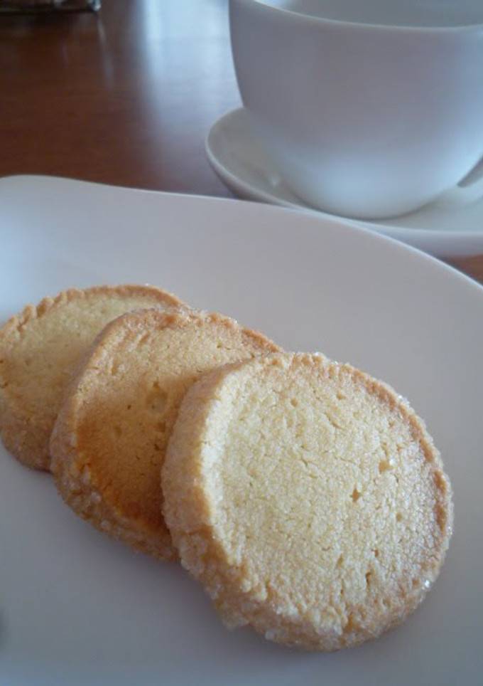 A picture of Easy Maple Sablé Cookies.
