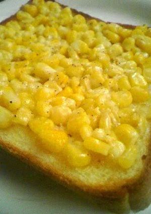 A picture of Toast with Corn and Butter.
