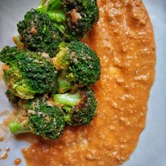 A picture of Makhni broccoli.