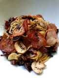 คาเปลลินี(Capelilni) เบคอนผัดหนำเลี๊ยบพริกแห้ง