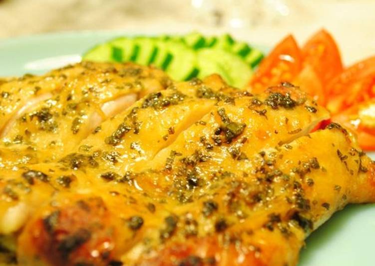 Simple Way to Prepare Ultimate Chicken Thigh Shiso Mustard Bake