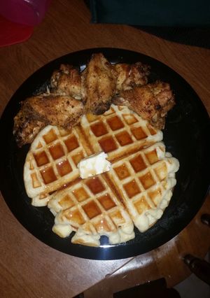 A picture of Easy Chicken n Waffles.