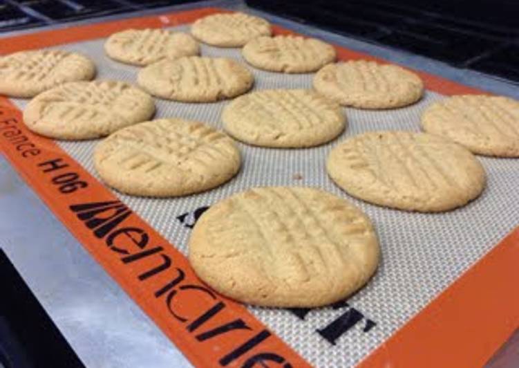 Easiest Way to Prepare Perfect Peanut Butter Cookies