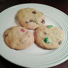 A picture of Mint Chocolate Chip Cookies.