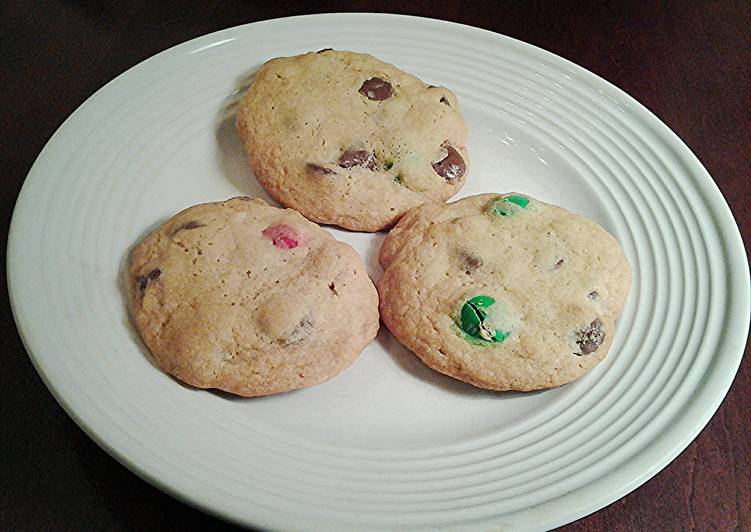 Recipe of Speedy Mint Chocolate Chip Cookies