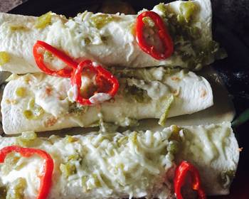 Update, Prepare Recipe Chicken Enchiladas With Sour Cream White Sauce Restaurant Style