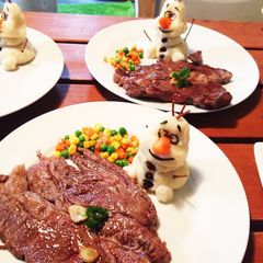 A picture of Mashed Potato Olaf.