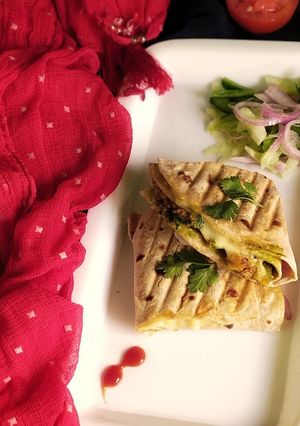 A picture of Trending Roti Wrap.