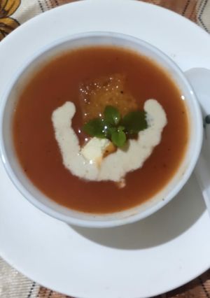 कैरेट टोमाटो सूप (carrot tomato soup recipe in Hindi) रेसिपी मुख्य फोटो