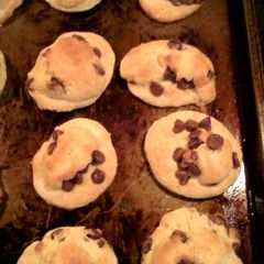 A picture of English Scones.
