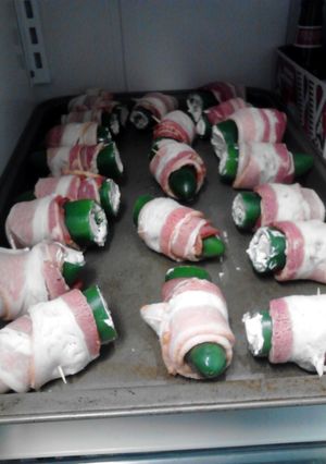 A picture of Bacon wrapped jalepinos.