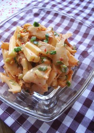 A picture of Chikuwa and Cheese in Kimchi-Mayonnaise Sauce.