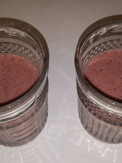 A picture of Ashlee's Very Berry Smoothie.