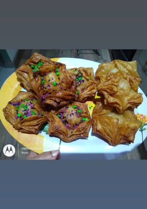 Una foto de Pastelitos hojaldrados membrillo y batata