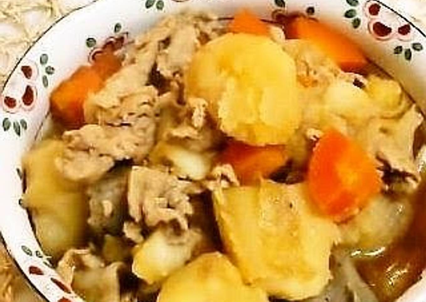 Nikugaja (Simmered Meat and Potatoes): A Recipe to Hand Down to My Daughter