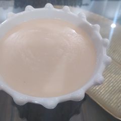 A picture of Cheese sauce.