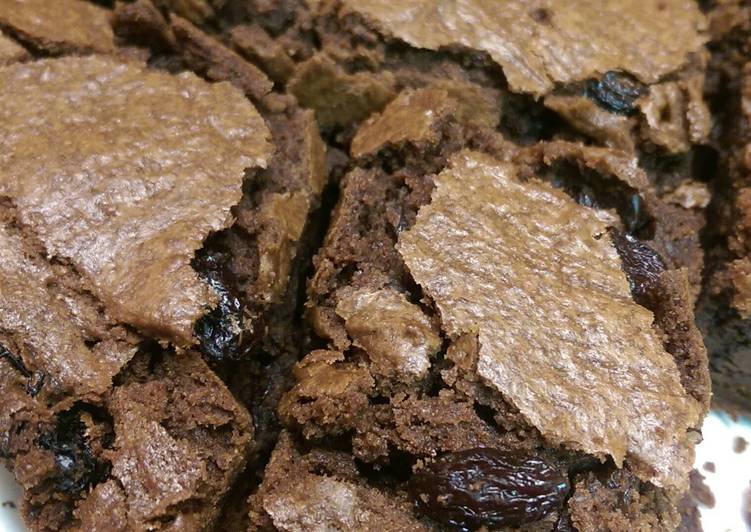 Easiest Way to Prepare Award-winning Chocolatey Raisinet Brownies
