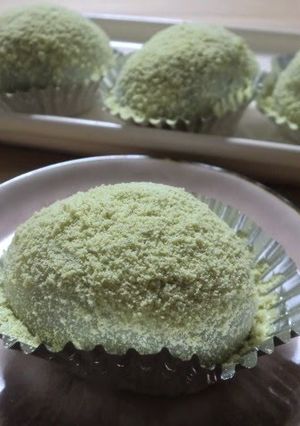 A picture of Easy Uguisu Mochi to Enjoy All Year Round.