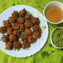 A picture of Authentic Ponk Vada.
