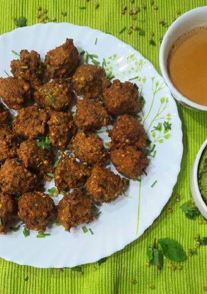 A picture of Authentic Ponk Vada.