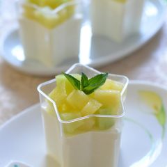 A picture of Melon Mousse.