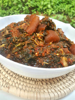 Miyar ganye (vegetable soup) ainihin hoton girkin