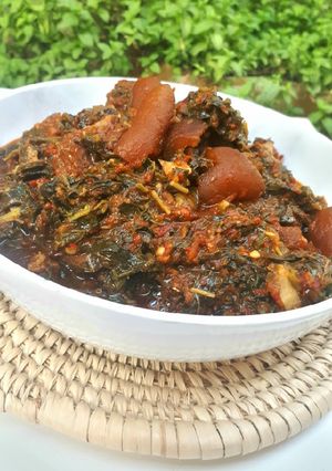 Miyar ganye (vegetable soup) ainihin hoton girkin