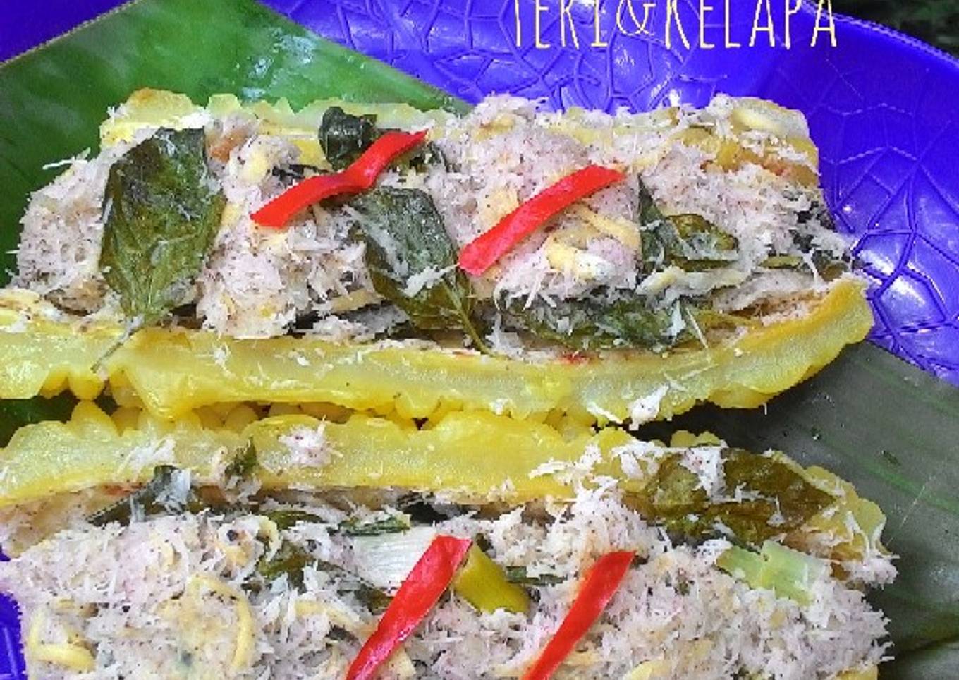 Pepes teri&kelapa