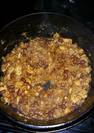 A picture of Chicken chili tacos/burritos.