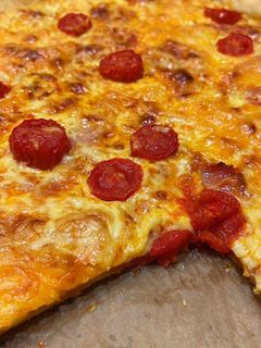 Φωτογραφία της συνταγής Pizza 🍕 χωρίς μαγιά, χωρίς αναμονή 💥