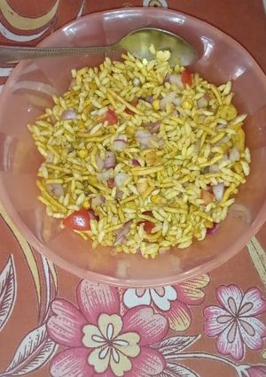 भेल पूरी (bhel poori recipe in Hindi) रेसिपी मुख्य फोटो