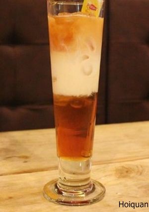 Hình của món Trà sữa ba tầng đầy sáng tạo.