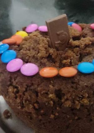 A picture of Parle-G biscuits cake.