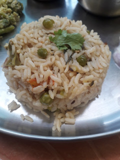 விருதை தேங்காய் பால் பிரியாணி (Viruthai thenkaai paal biryani recipe in tamil) செய்முறை முக்கிய புகைப்படம்