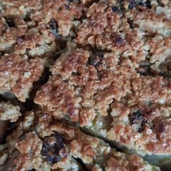 Rhubarb and raisin oat slices A picture of Rhubarb and raisin oat slices.