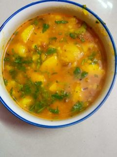 आलू टमाटर की सब्जी (aloo tamatar ki sabzi recipe in Hindi) रेसिपी मुख्य फोटो