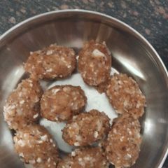 A picture of Gond and dry coconut dessert for.