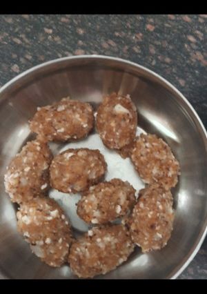 A picture of Gond and dry coconut dessert for.