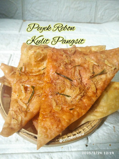 Foto resep *Peyek Rebon Kulit Pangsit*