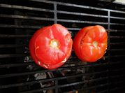 Una foto de jitomates bola