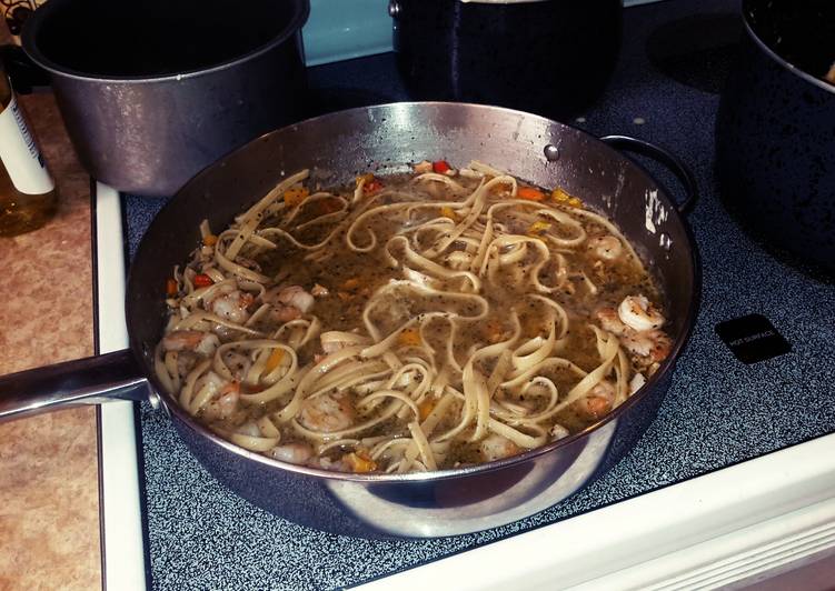 Steps to Make Any-night-of-the-week Shrimp &amp; white clam sauce linguini