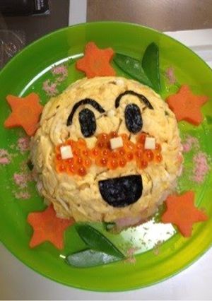 A picture of Anpanman Sushi Cake.