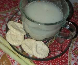 Resep Terbaru Jamu Beras Kencur Ala Rumahan Resep Terbaru Jamu Beras Kencur Ala Rumahan