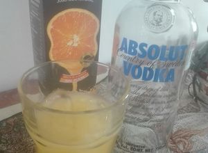 Una foto de Destornillador cóctel/bebida con alcohol