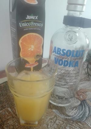 Una foto de Destornillador cóctel/bebida con alcohol