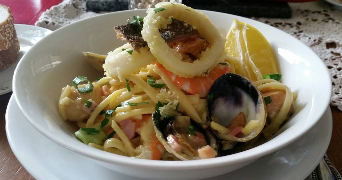 Seafood carbonara store