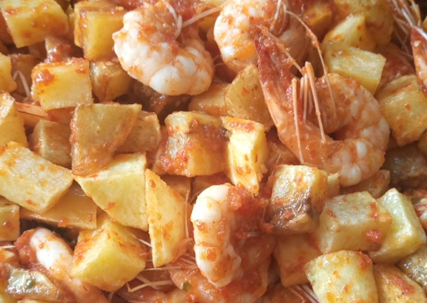 Balado kentang udang